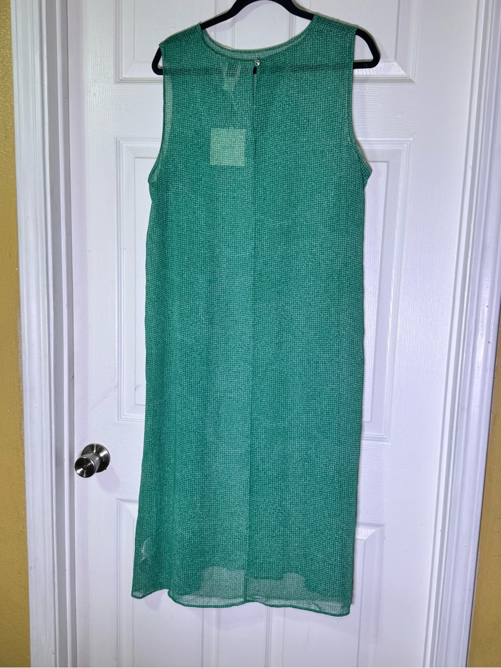 Calvin Klein Sleeveless Emerald Green Tie-Waist Midi Dress - Picture 3 of 6